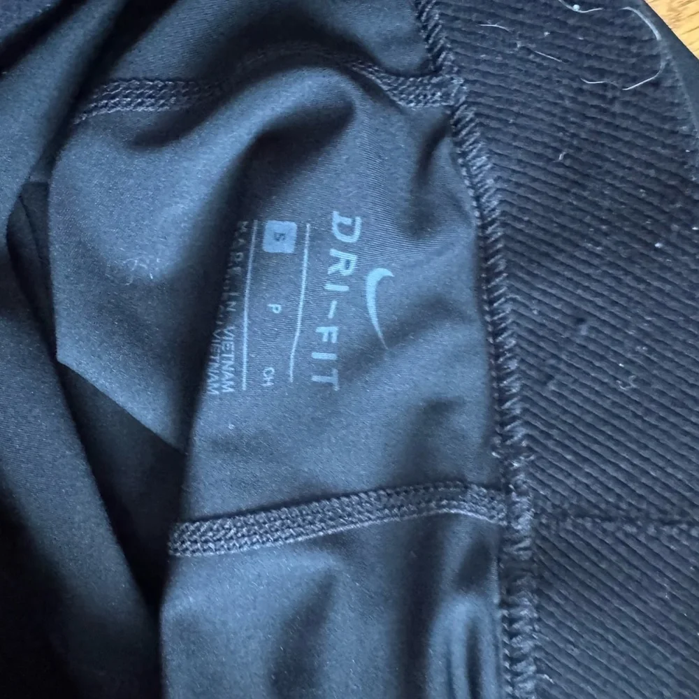 Nike Pro Women's Athletic Black Shorts - Picture 3 of 3